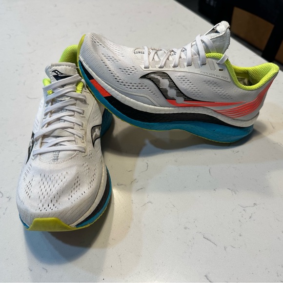 Saucony Women Endorphin Pro S10598-10 White Running Shoes Sneakers Size 7 - Picture 2 of 6